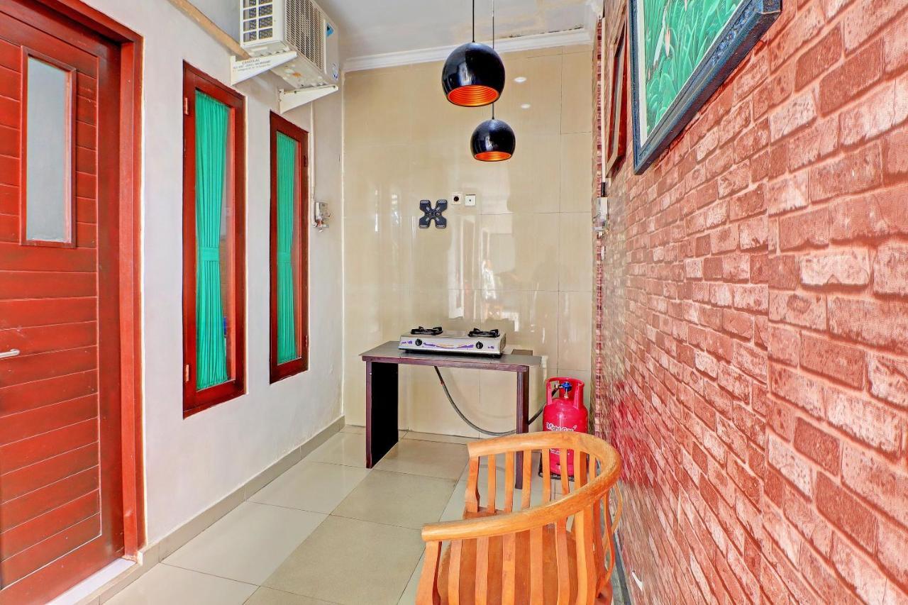 Oyo 91933 Puri Gana Residence デンパサール エクステリア 写真